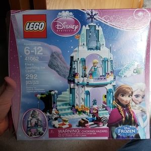 Frozen lego set